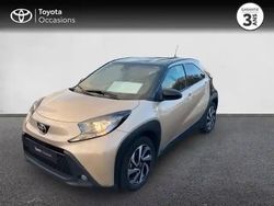 Biton beige gingembre métal/toit noir Occasion 2023 Toyota Aygo X Design SUV | 15 990 € (Prix juste)