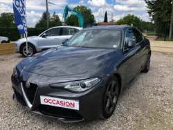 Gris Utilisé 2016 Alfa Romeo Giulia Super Berline | 14 500 €