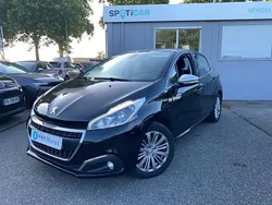 Utilisé 2017 Peugeot 208 Allure Citadine | 6 990 € (Bon prix)