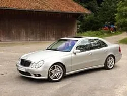 Argent Utilisé 2002 Mercedes E55 AMG AMG Berline | 44 950 €