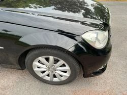 Noir Utilisé 2011 Mercedes C180 Classic Berline | 8 000 € (Prix juste)