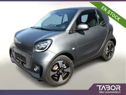 Gris Utilisé 2022 Smart ForTwo Electric Drive Passion Citadine | 13 288 €