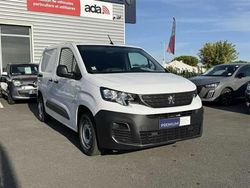 Blanc Occasion 2023 Peugeot Partner Van | 17 980 € (Prix juste)