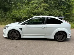 Blanc Utilisé 2009 Ford Focus RS Berline | 27 500 € (Prix juste)