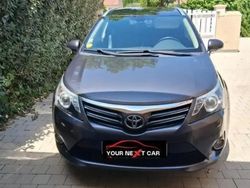 Gris Utilisé 2014 Toyota Avensis Break | 10 990 €