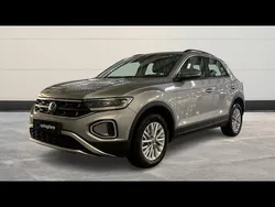 Gris Utilisé 2022 VW T-Roc Life SUV | 26 299 € (Prix juste)
