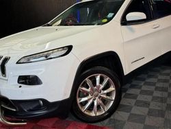 Utilisé 2015 Jeep Cherokee Limited SUV | 13 499 € (Prix juste)