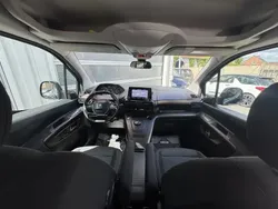 Utilisé 2019 Peugeot Rifter GT-line Monospace | 23 990 € (Prix cher)