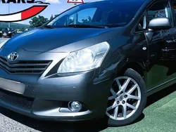 Utilisé 2012 Toyota Verso Style Monospace | 6 990 €
