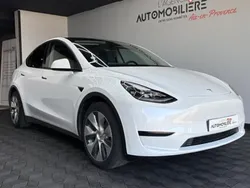 Blanc Utilisé 2023 Tesla Model Y Standard Range SUV | 31 490 € (Prix juste)