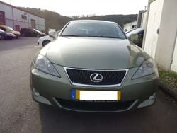 Vert Utilisé 2006 Lexus IS220d Sport Line Berline | 5 999 €