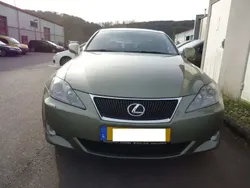 Vert Utilisé 2006 Lexus IS220d Sport Line Berline | 5 999 €