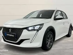 Blanc Utilisé 2021 Peugeot e-208 Business-Line Citadine | 14 299 € (Prix juste)