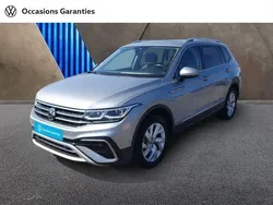 Gris Utilisé 2022 VW Tiguan Allspace Exclusive SUV | 38 884 € (Prix juste)