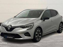 Blanc Utilisé 2023 Renault Clio V Evolution Berline | 16 799 € (Prix juste)