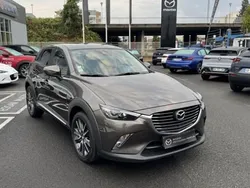Utilisé 2018 Mazda CX-3 Signature SUV | 14 700 € (Prix cher)