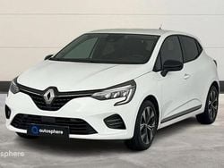 Blanc Utilisé 2022 Renault Clio V Evolution Berline | 13 299 € (Bon prix)
