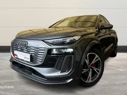 Gris Nouvelle 2025 Audi Q6 e-tron S-Line SUV | 74 699 € (Prix juste)