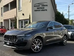 Gris Utilisé 2016 Maserati Levante SUV | 35 990 € (Prix juste)