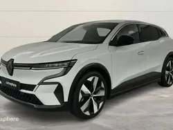 Blanc Utilisé 2022 Renault Mégane Techno SUV | 21 299 € (Prix juste)
