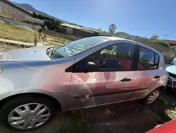 Utilisé 2006 Renault Clio II Dynamique Berline | 1 000 €