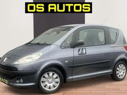 Gris Utilisé 2005 Peugeot 1007 Citadine | 3 500 €