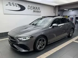 Gris Utilisé 2024 Mercedes A180 AMG line Berline | 36 400 € (Prix assez cher)
