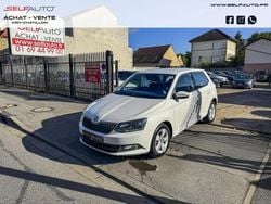 Blanc Utilisé 2015 Skoda Fabia Style Citadine | 8 500 € (Prix assez cher)