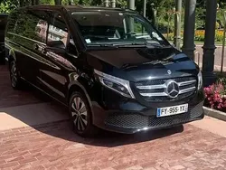 Noir Utilisé 2021 Mercedes V220 Monospace | 49 000 €