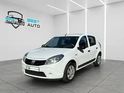 Blanc Utilisé 2010 Dacia Sandero Lauréate Citadine | 4 490 € (Prix cher)