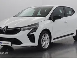 Blanc Nouvelle 2024 Renault Clio V Evolution Berline | 18 299 € (Bon prix)