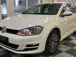 Utilisé 2016 VW Golf VII Allstar Berline | 11 990 € (Prix cher)