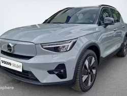 Gris brume métallisé/toit noir Utilisé 2024 Volvo XC40 Ultimate SUV | 49 900 € (Prix cher)