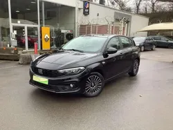 Noir Utilisé 2021 Fiat Tipo Cross Berline | 14 995 € (Prix juste)