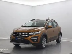 Orange Utilisé 2022 Dacia Sandero Comfort Citadine | 14 999 € (Prix juste)