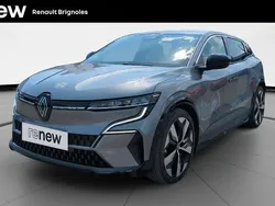 Gris Utilisé 2022 Renault Mégane Techno Berline | 22 980 € (Prix juste)