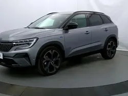 Gris Utilisé 2024 Renault Austral Techno Esprit Alpine SUV | 33 999 € (Prix juste)