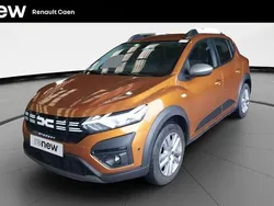 Orange Utilisé 2023 Dacia Sandero Expression Citadine | 14 590 € (Prix juste)