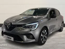 Gris Utilisé 2023 Renault Clio V Evolution Berline | 14 999 € (Prix juste)