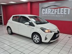 Blanc Utilisé 2020 Toyota Yaris Business Edition Berline | 11 990 €