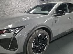 Gris Utilisé 2024 Peugeot 408 GT Berline | 29 990 € (Prix juste)