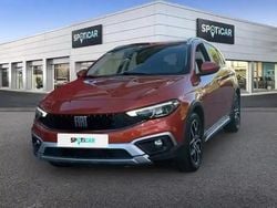 Orange paprika métallisé Occasion 2022 Fiat Tipo Cross Berline | 17 490 € (Prix juste)