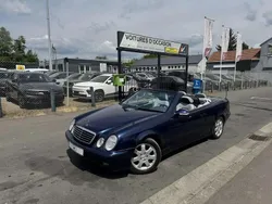 Bleu Utilisé 2000 Mercedes CLK230 Avantgarde Cabriolet | 11 900 €