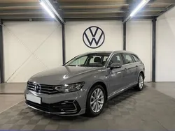 Gris Utilisé 2023 VW Passat GTE Break | 31 890 € (Prix juste)