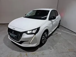 Blanc Utilisé 2023 Peugeot 208 Allure Citadine | 15 990 € (Prix juste)