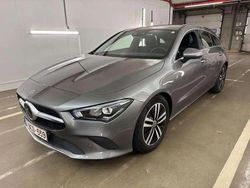 Gris Utilisé 2021 Mercedes CLA200 Shooting Brake Luxury Break | 26 990 € (Super prix)
