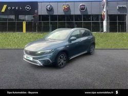 Bleu Utilisé 2022 Fiat Tipo Cross Berline | 16 990 € (Prix juste)