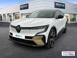 Blanc Utilisé 2022 Renault Mégane Iconic Berline | 25 490 € (Prix juste)