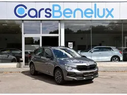 Gris Nouvelle 2025 Skoda Kamiq Selection SUV | 27 169 € (Prix juste)
