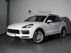Blanc Utilisé 2018 Porsche Cayenne SUV | 64 900 €